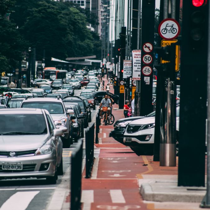 Como recorrer de multas por não respeitar a faixa de pedestres