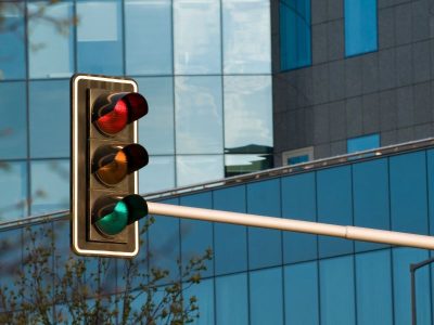 Recorra de Multas de Trânsito com a Ajuda de Advogados em Curitiba